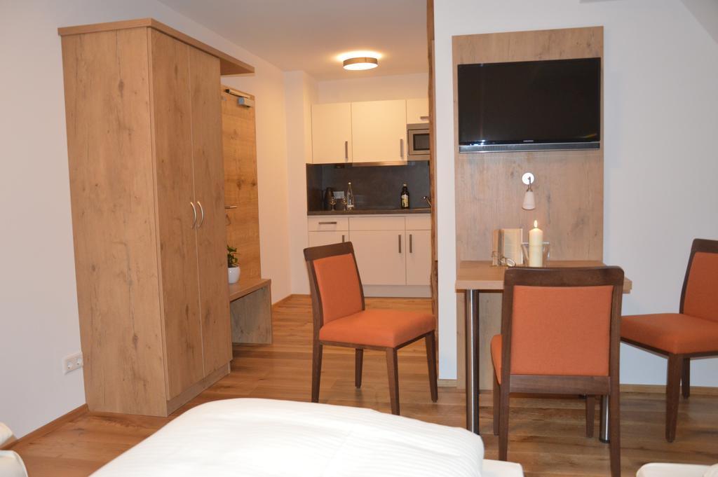 Bauer Gaestezimmer Gasthuis Kipfenberg