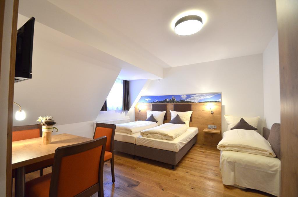 Bauer Gaestezimmer Gasthuis Kipfenberg