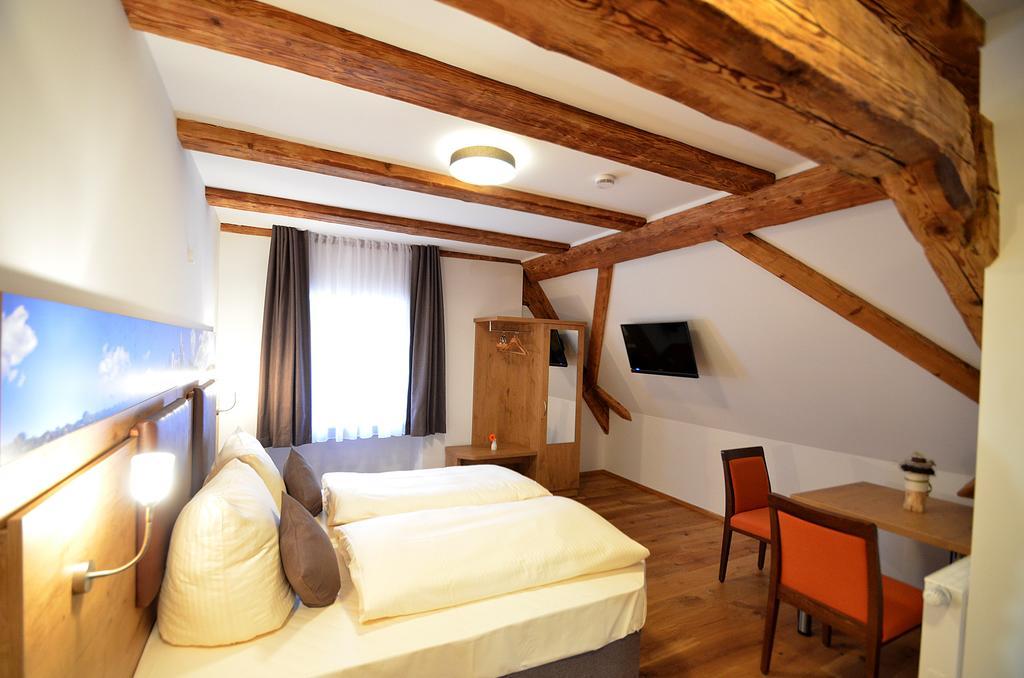 Bauer Gaestezimmer Gasthuis
